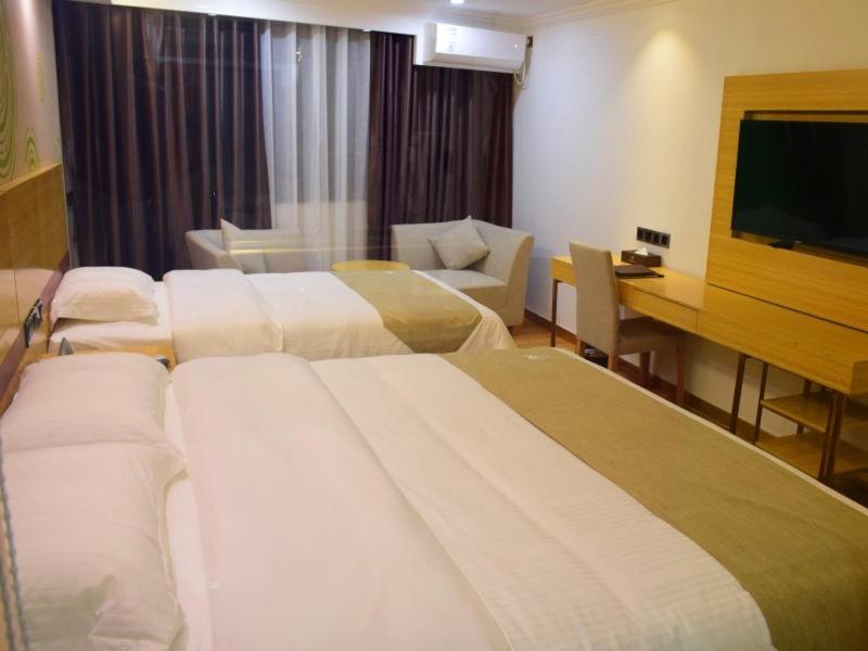 Greentree Inn Qingyuan Qinghe Avenue Branch Exterior photo